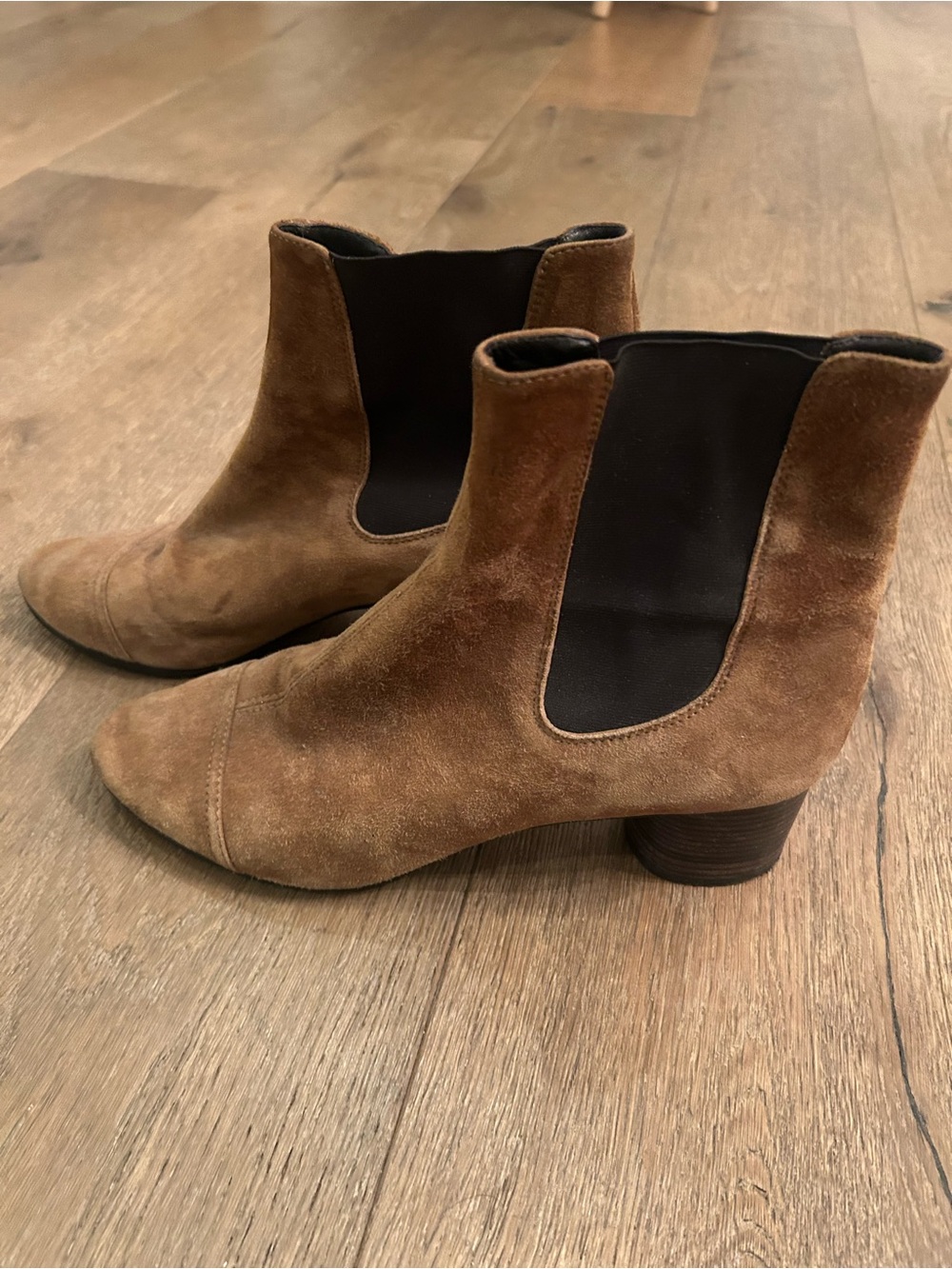 Isabel Marant Women's Tan Suede Chelsea Ankle Boots
